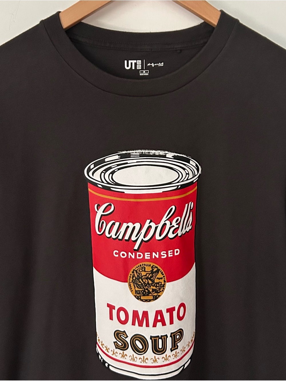 Uniqlo Men’s Size M Iconic Andy Warhol Short Sleeve Crew Neck Graphic Tee